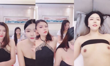 頂級女神【女模小草莓】帶閨蜜下海~無套輪著干~內射~自慰 (1)