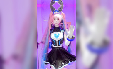 極品嫩妹舞啪福利姬【貝璃珞】最新露臉作品，COSER抖音風動感裸舞 (2)