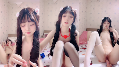 校花首次帶閨蜜下海直播【邪惡雙馬尾】以身作則~道具狂插 (28)